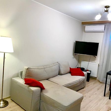 Apartament 48M W Centrum Grojca Grojec  Eksteriør billede