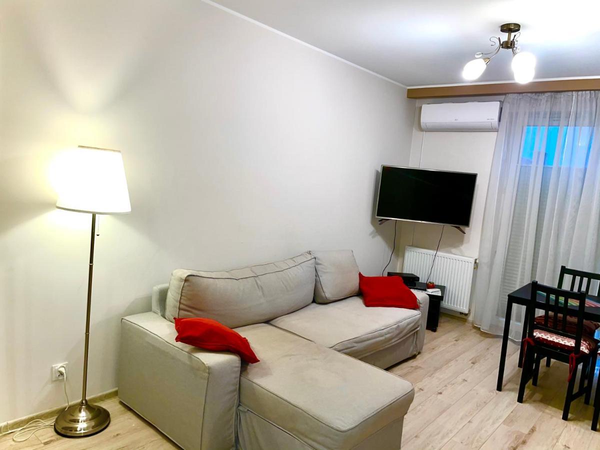 Apartament 48M W Centrum Grojca Grojec  Eksteriør billede