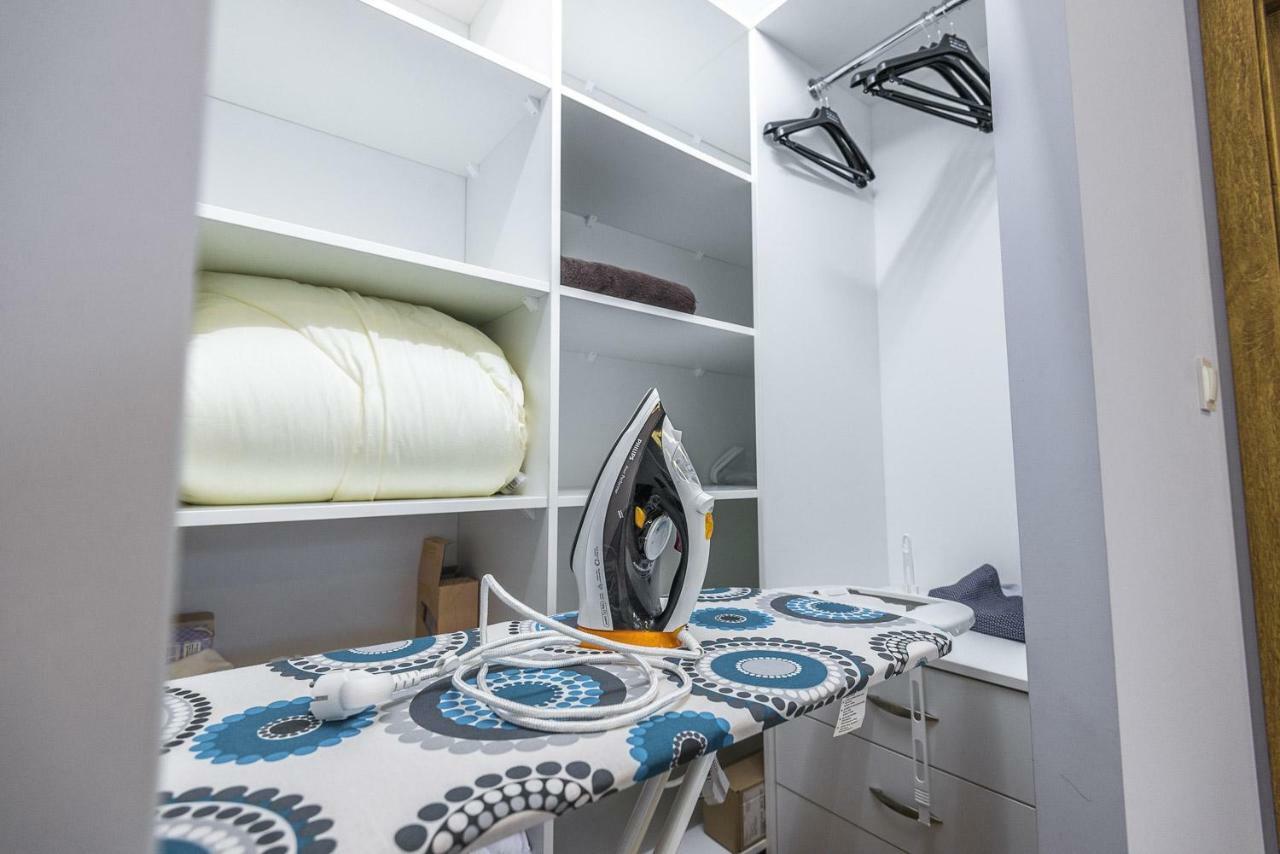Apartament 48M W Centrum Grojca Grojec  Eksteriør billede